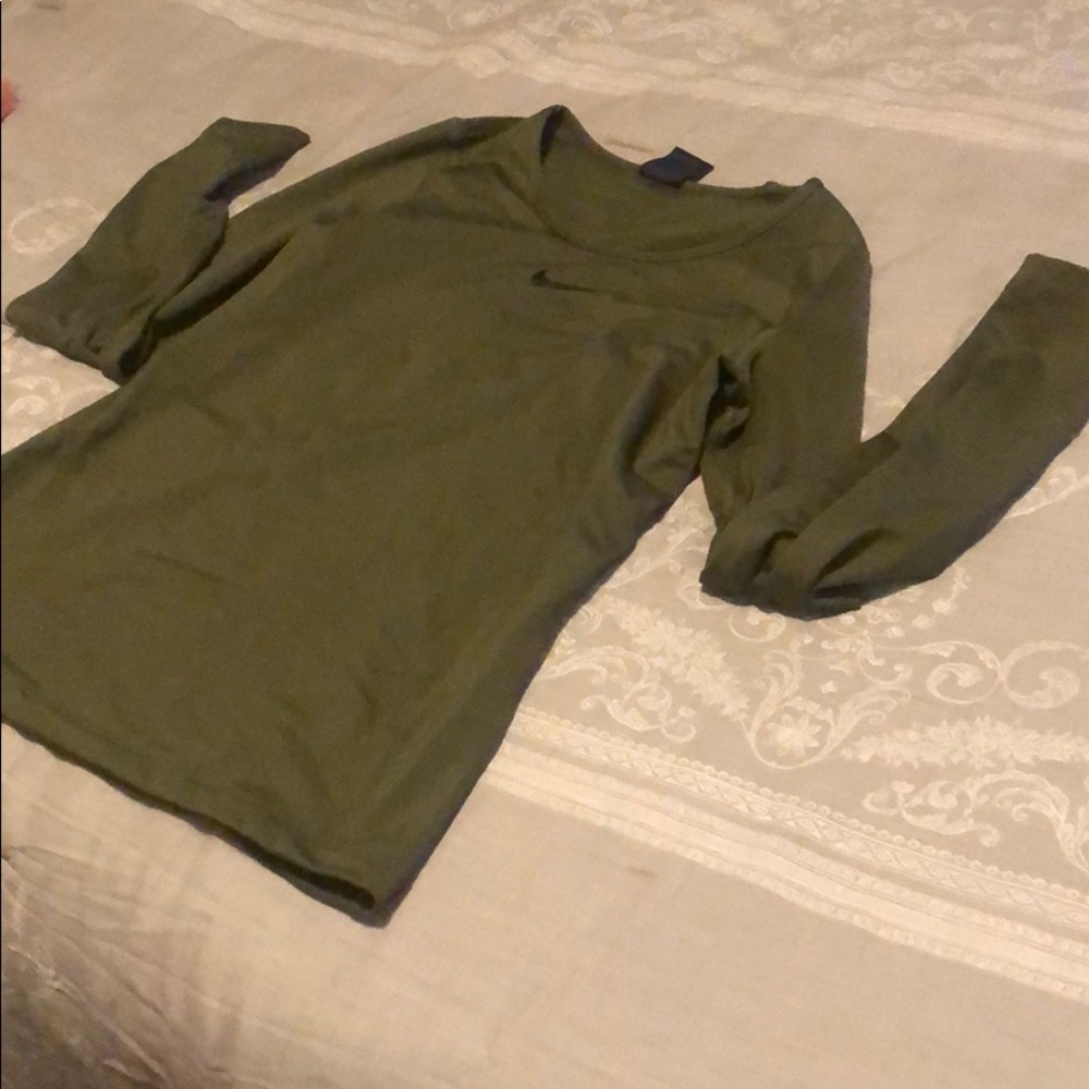 Hyper warm Nike long sleeve